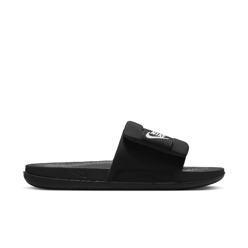 Men's sandals with a leather lining for comfortMen's Nike Offcourt Adjust Slide Sandal