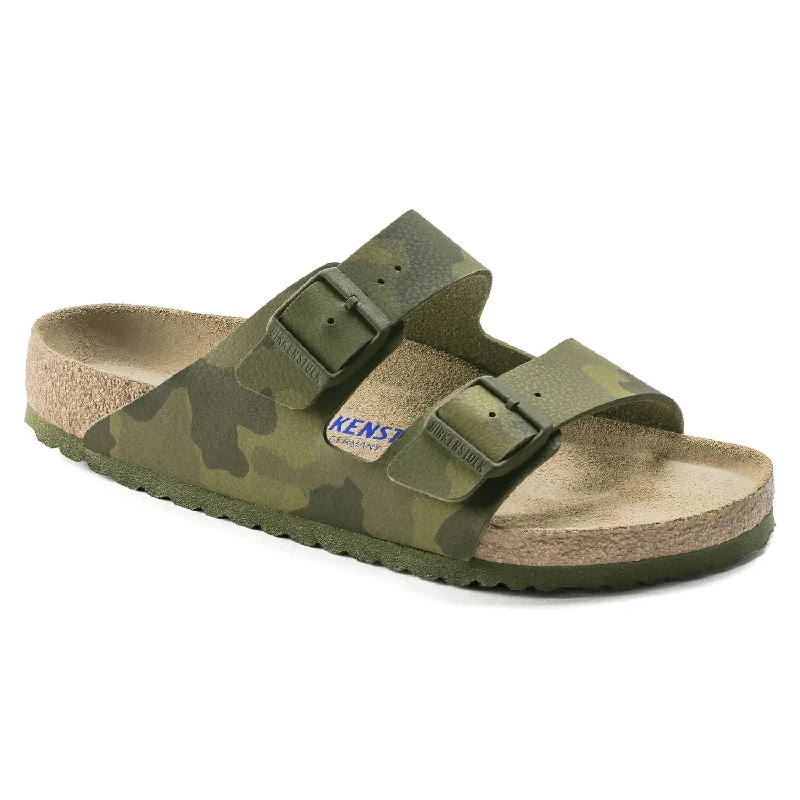 Men's sandals with a decorative buckle or charmArizona Camo Green BF SFB