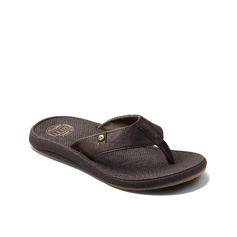 Men's sandals in a neutral color like black or brownMens Phantom Nias  - Brown/Fossil