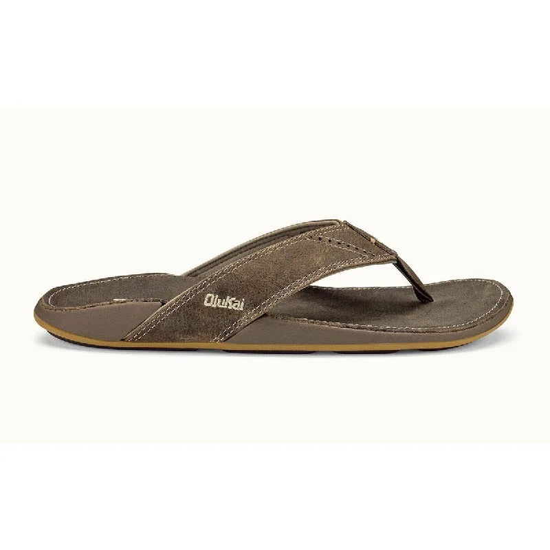 Men's sandals with a toe post designMen's Nui