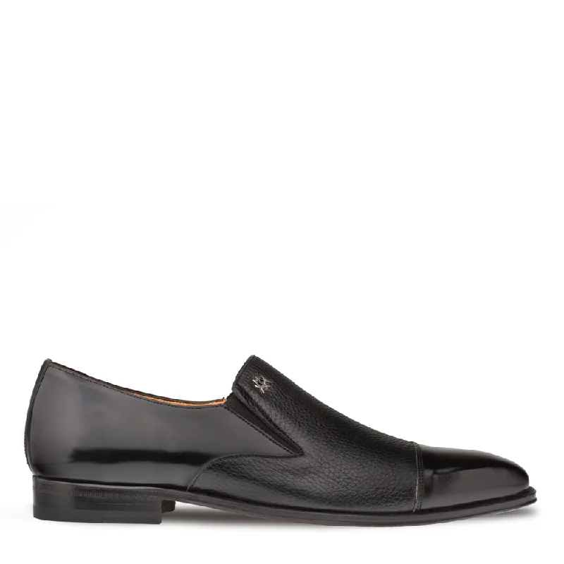 Men's loafers in a neutral color like black or brownMILANI