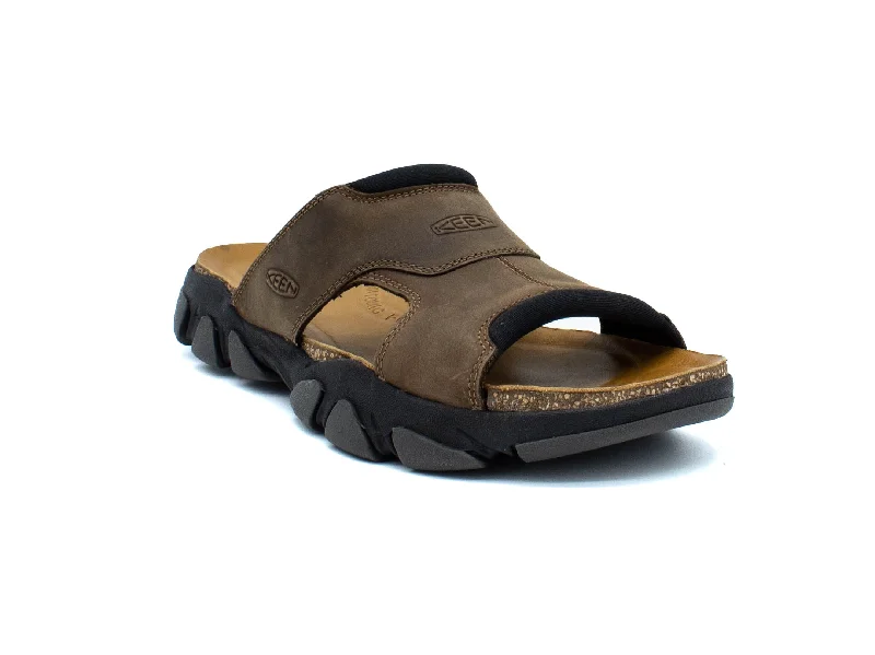 Men's sandals with a flexible sole for easy movementKEEN. DAYTONA II SLIDE