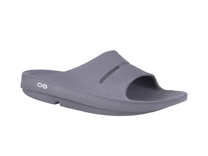 Men's sandals with a flexible sole for easy movementOOFOS OOAHH SLATE