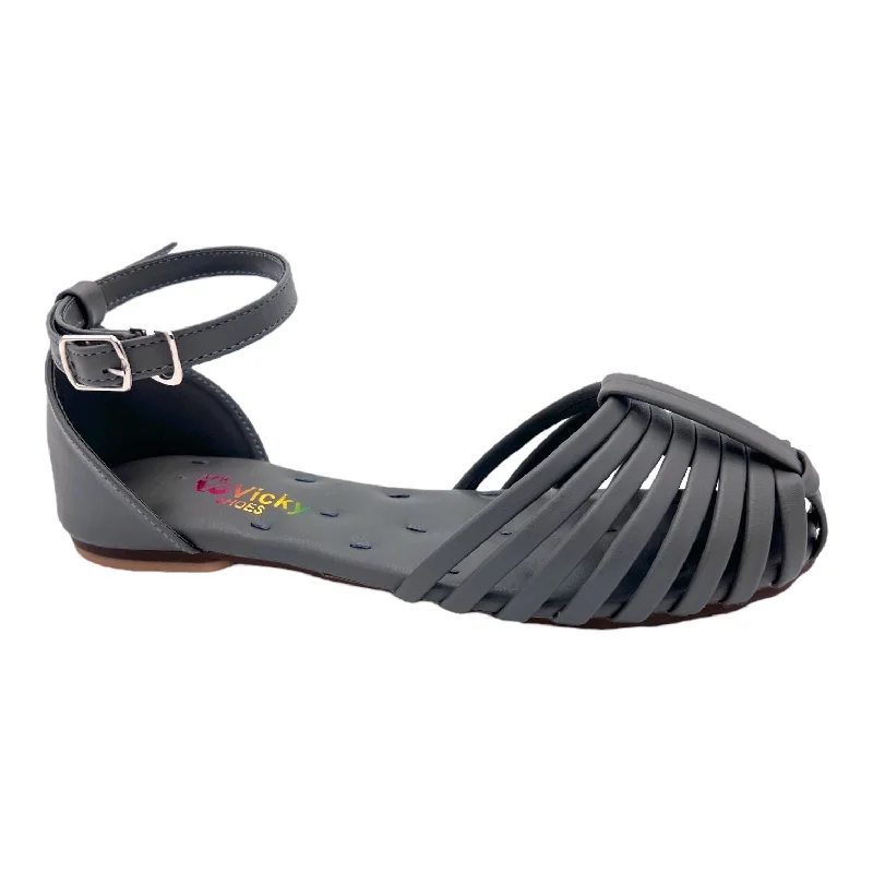 Men's sandals with a decorative buckle or charmM0111 ankle pump