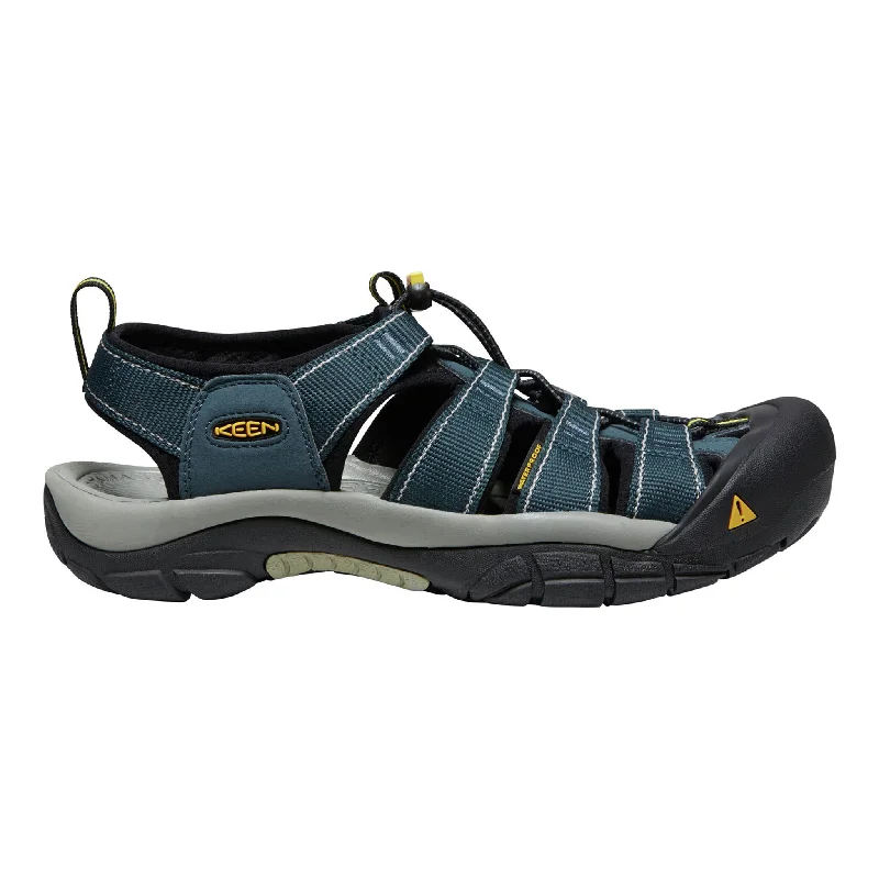 Men's sandals with a rubber sole for tractionMen's Newport H2 Navy/Medium Grey