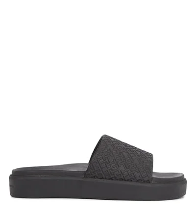 Men's sandals with a buckle closureTOMMY HILFIGER PLATFORM POOL