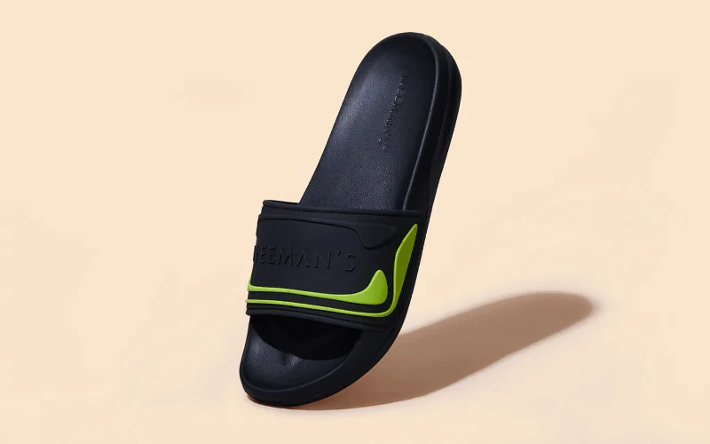 Men's leather sandals with an adjustable strapTravel Slides : Black-Neon