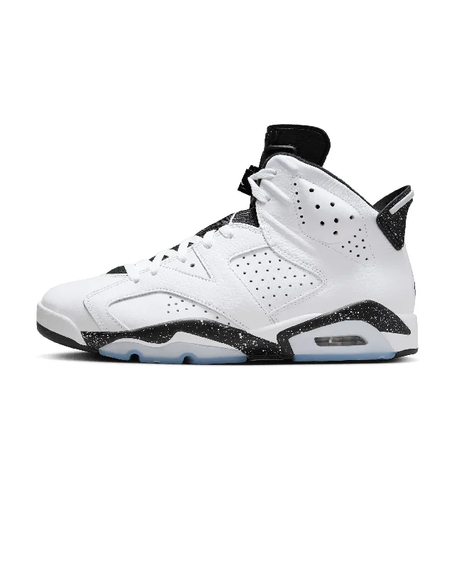 Men's track - and - field sneakers with a spike - compatible soleAir Jordan 6 Retro - White / Black