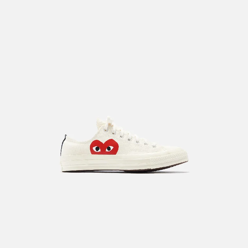 Men's waterproof sneakers for rainy daysConverse x Comme des Garçons CDG Play Chuck Taylor Low - Beige