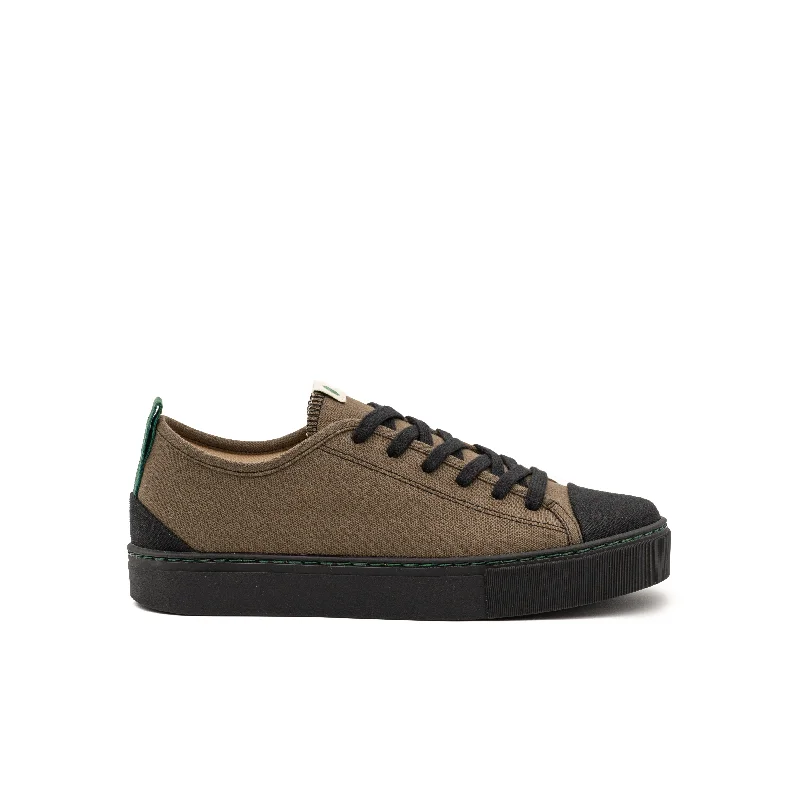 Men's sneaker collections based on popular cultureVegan sneaker khaki MOB006