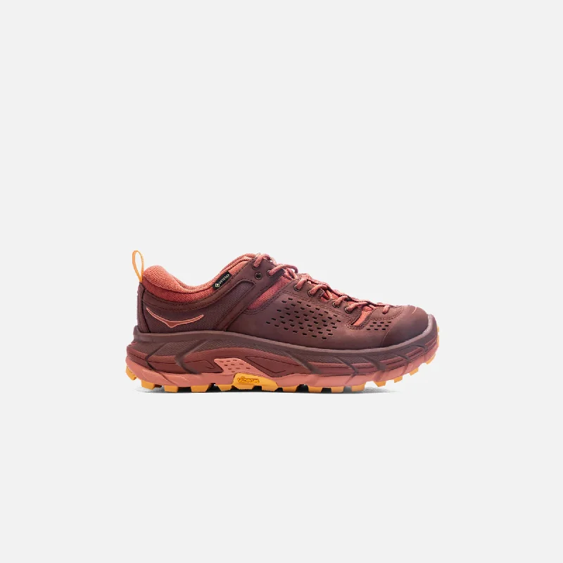 Men's lifestyle sneakers with a premium material constructionHOKA Tor Ultra Low - Spice / Hot Sauce