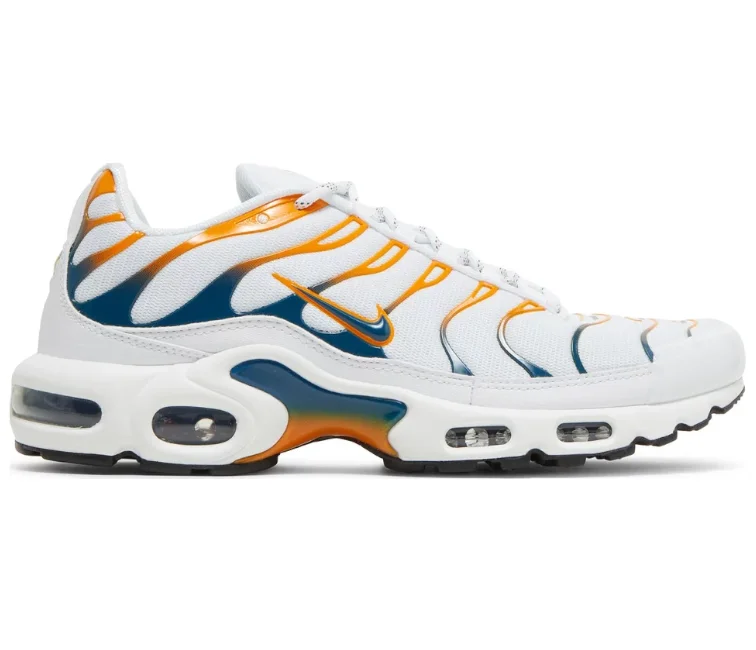 Men's tennis sneakers with a non - slip outsoleMen's Nike Air Max Plus TN (White Kumquat)