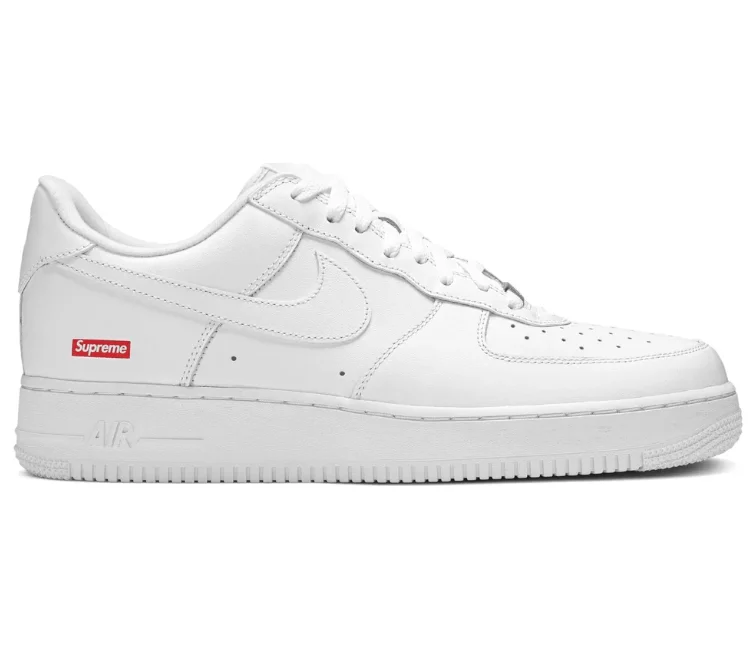 Men's skateboarding sneakers with a vulcanized soleMen's Nike Air Force 1 Low (Supreme)