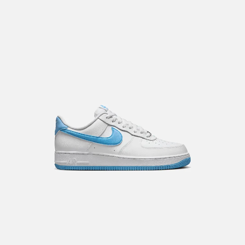 Men's high - top leather sneakers with a zip - up sideNike Air Force 1 '07 - White / Aquarius Blue / White