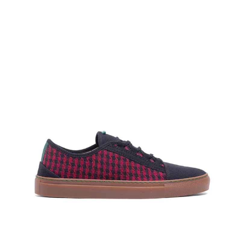 Men's memory - foam insole sneakers for added comfortVegan sneaker houndstooth red CUV005