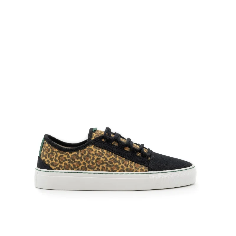 Men's lightweight sneakers for travelVegan sneaker mustard leopard CUV008