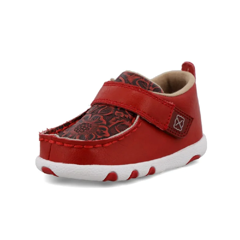 Men's western boots with a scalloped edge and a pull - on strapTwisted X Red Infant Tooled Driving Moc