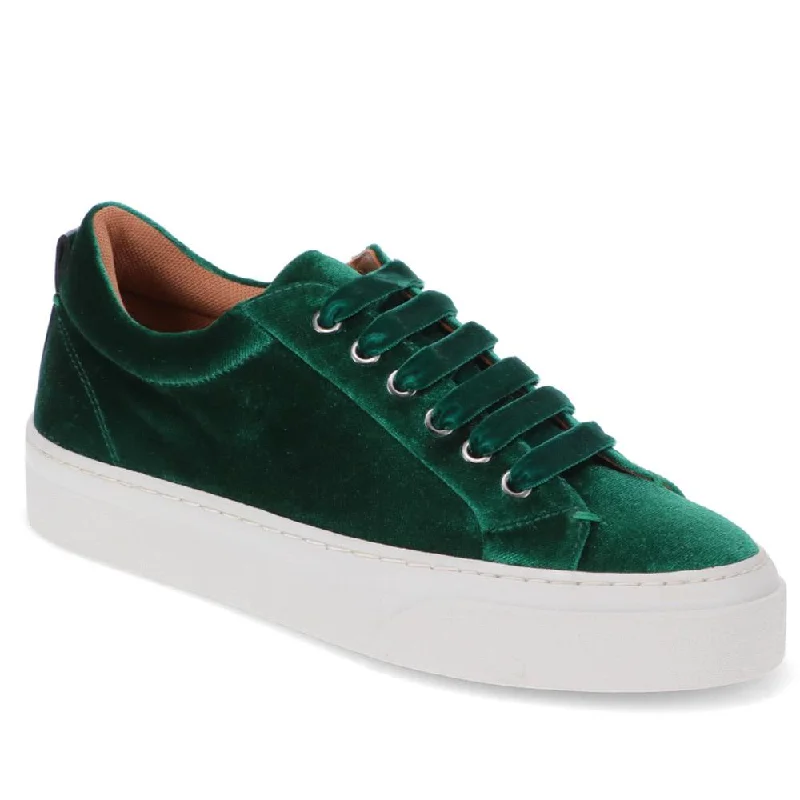 Men's casual shoes with a thick sole for added heightAzura Casual Velvet Trainers - AZURA / 326 576