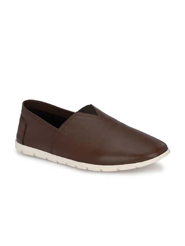 Men's casual shoes with a stretchy side panelHitz Men's Brown Leather Slip On Casual Shoes