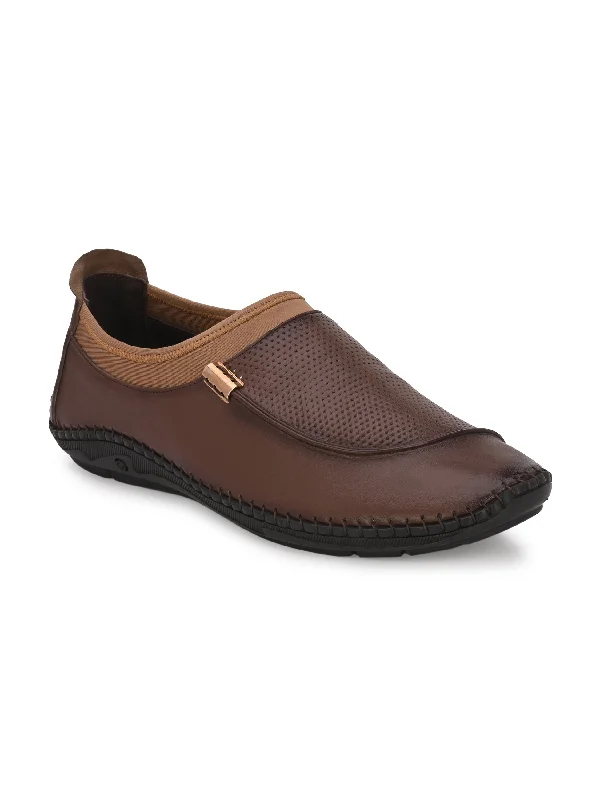 Men's casual shoes with a metallic trimHITZ104 Men's Brown Leather Casual Slip-On Shoes