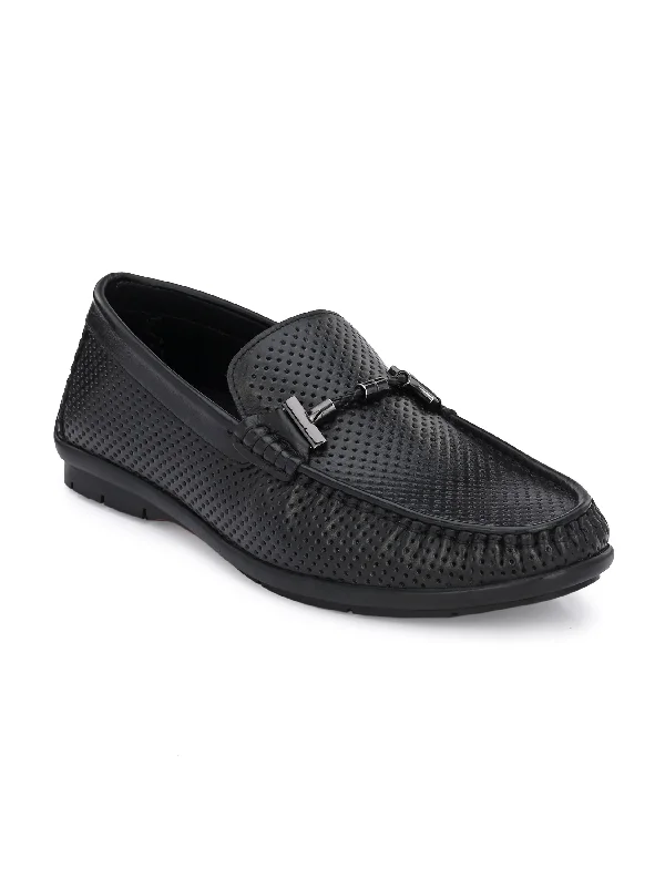 Men's casual shoes with a padded heel for comfortHitz Men's Black Leather Loafer Shoes