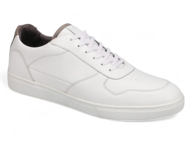 Men's casual shoes with a low - profile designMichael Ellis Turner Athletic Sneaker White