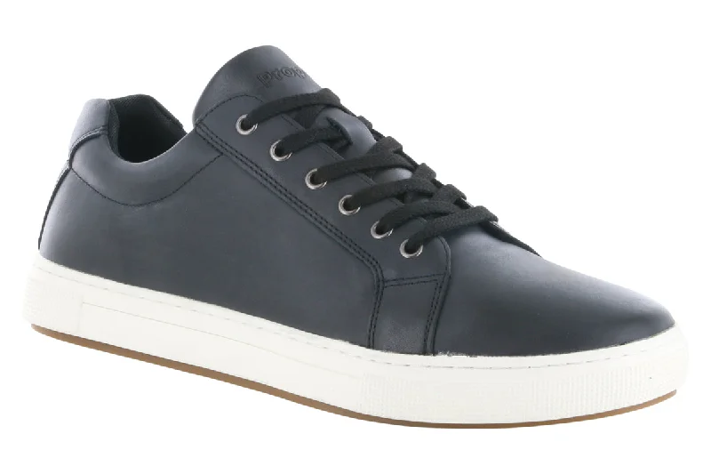 Men's casual shoes with a geometric patternPropet Koda Leather Sneaker Black