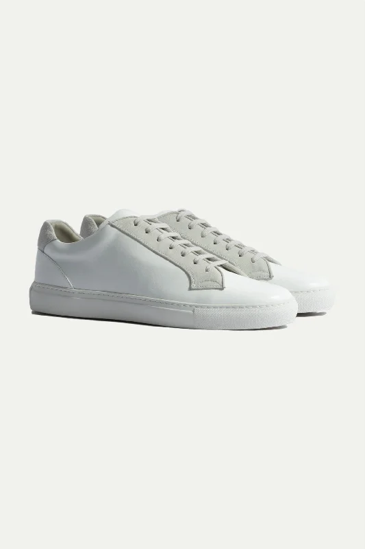 Men's casual shoes with a low - profile designWhite sneakers with grey suede detail - Made In Italy